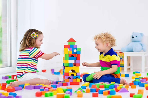 5 món đồ chơi thông minh cho bé 4 tuổi được nhiều trẻ em yêu thích