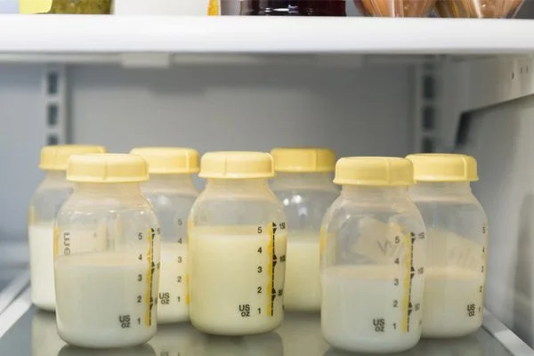 Mách mẹ cách sử dụng máy hút sữa để sữa về nhiều và đều hơn