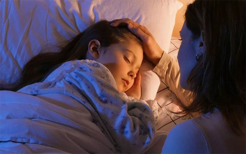 Có nên cho bé ngủ riêng ngay từ nhỏ hay không ?