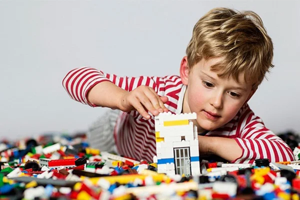 5 Lý do đồ chơi xếp hình cho bé được lựa chọn là món đồ chơi thông minh cho bé