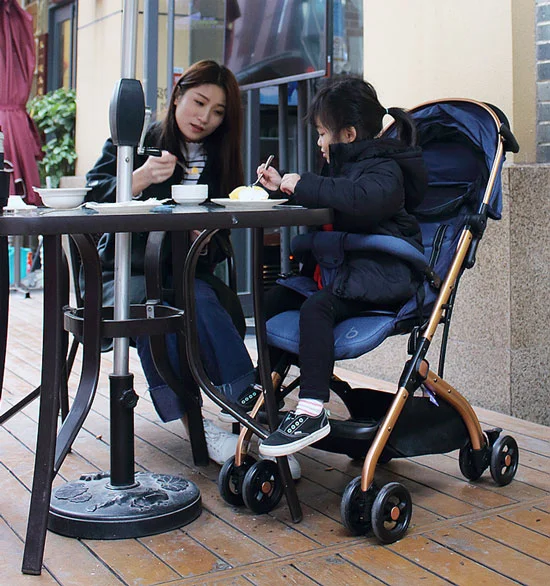 Xe đẩy cho bé Baobaohao QZ1 với ghế cao 50cm phù hợp chiều cao bàn ăn tiện lợi