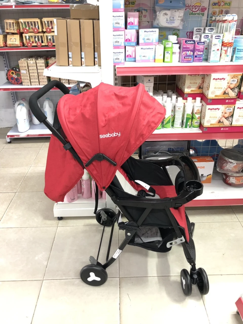 Đệm ngồi điều chỉnh được các tư thế: Nằm, ngả, ngồi