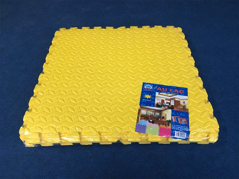 Set thảm xốp lót sàn Việt Nam 60*60cm (4 miếng, nhiều màu)