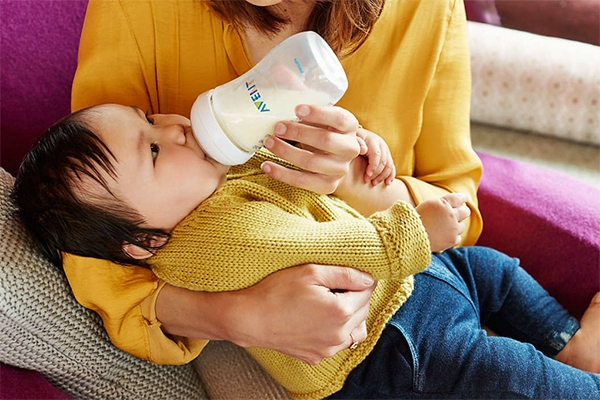 Bình sữa Avent có tốt không và cách chọn bình sữa Avent cho trẻ sơ sinh