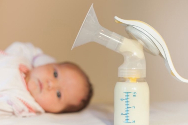 TOP 3 loại máy hút sữa bằng tay chất lượng tốt cho các mẹ mới sinh