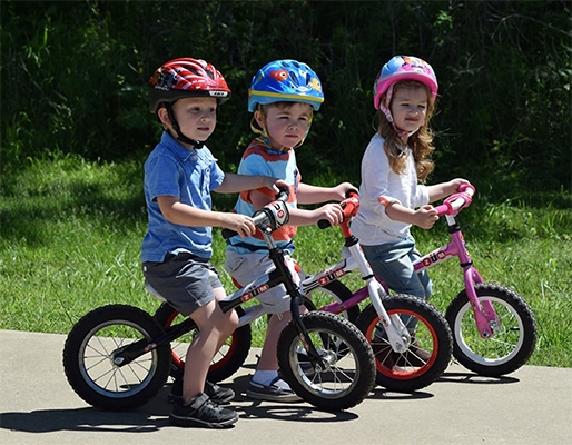 Bé 2 tuổi đừng bỏ qua những mẫu xe đạp 3 bánh cho bé này ba mẹ nhé