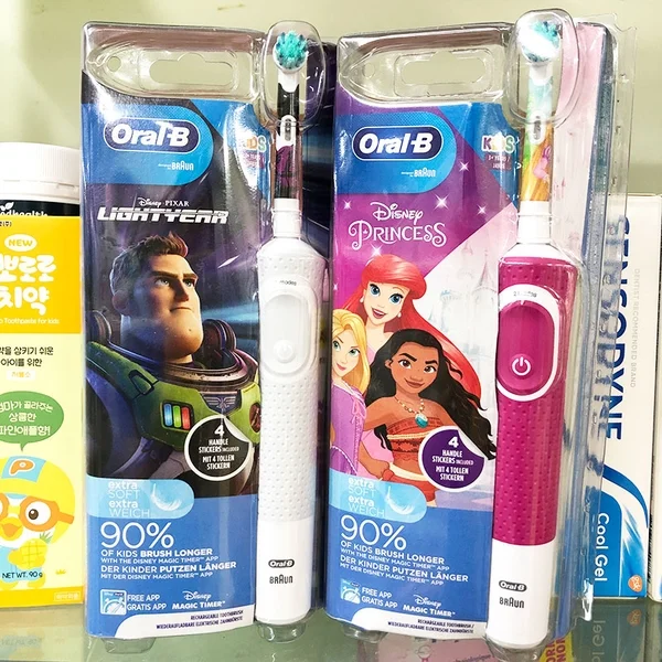Bàn chải đánh răng điện cho bé Oral B Stages Power