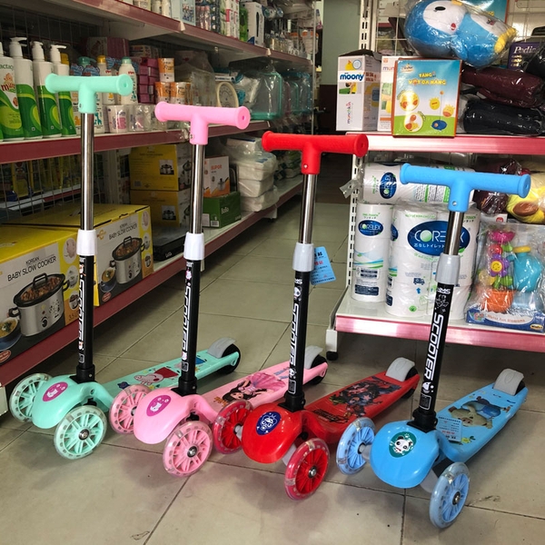 Xe trượt scooter 3 bánh phát sáng HMS