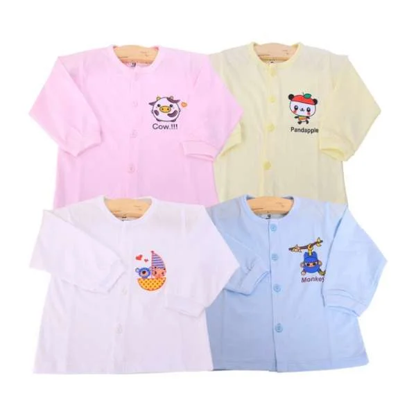 ao-dai-so-sinh-mau-carter1
