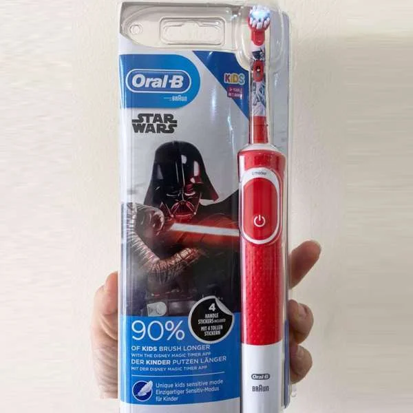 ban-chai-danh-rang-dien-cho-be-oral-b-stages-power-no