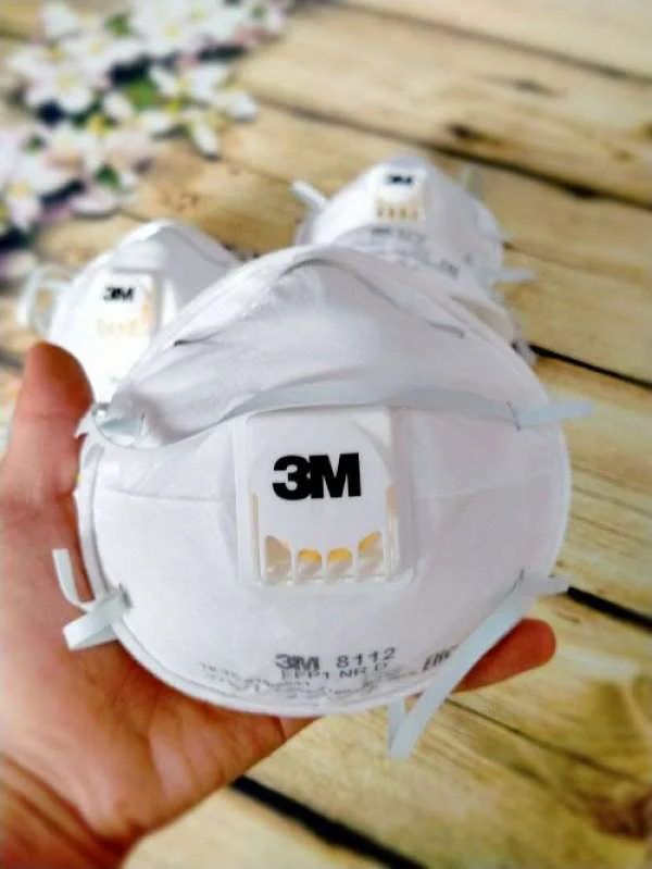 khau-trang-chong-bui-min-3m-8112-nga-01