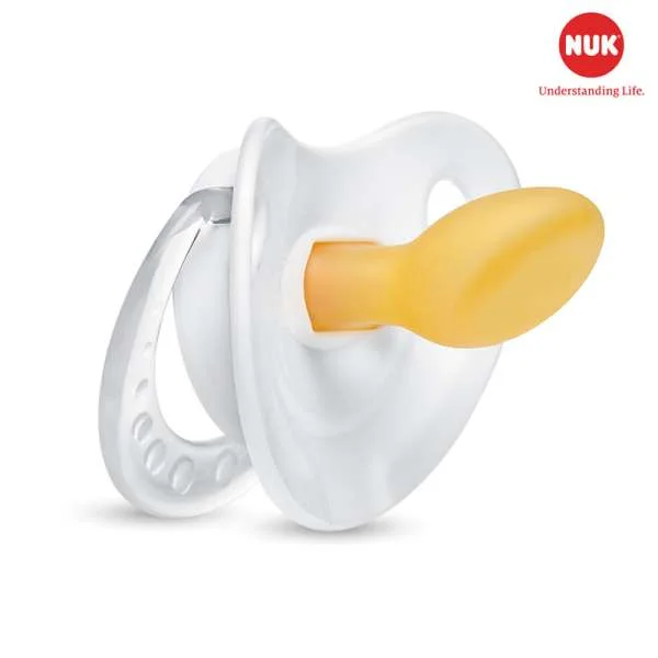 set-2-ti-gia-cho-be-nuk-cao-su-hinh-disney-4