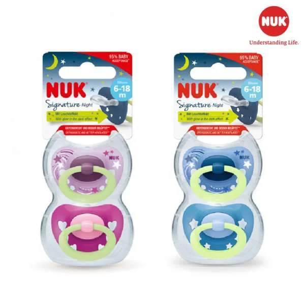 set-2-ti-gia-cho-be-nuk-silicone-ngay-dem-3