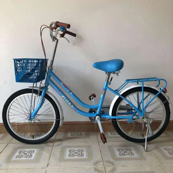 xe-dap-cho-be-gai-tu-7-tuoi-mau-xanh