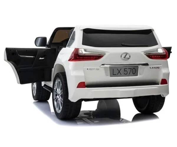 xe-o-to-tre-em-tu-lai-dk-lx570-lexus-1