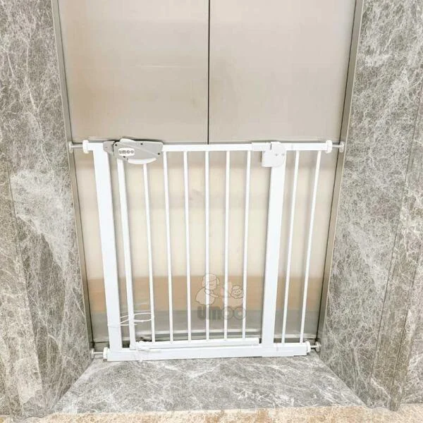 thanh-chan-cau-thang-umoo-um-08179-3