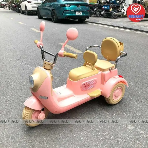 xe-may-dien-doi-vespa-1