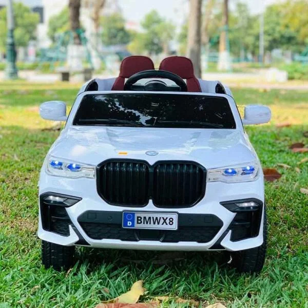 xe-o-to-dien-cho-be-bmw-x8-ghe-da-6