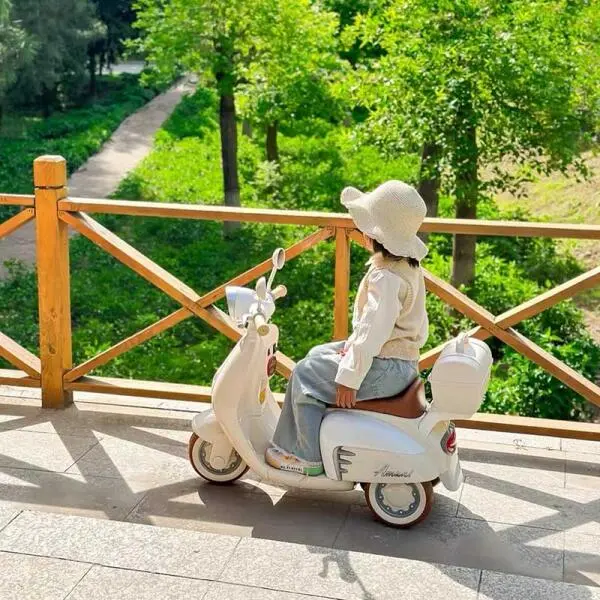 xe-vespa-dien-cho-be-vintage-no8-8