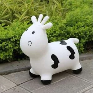 thu-nhun-hinh-bo-sua-toy-house-8