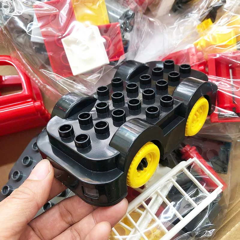 Đồ chơi lego lắp ghép mô hình xe tải cảnh sát-3